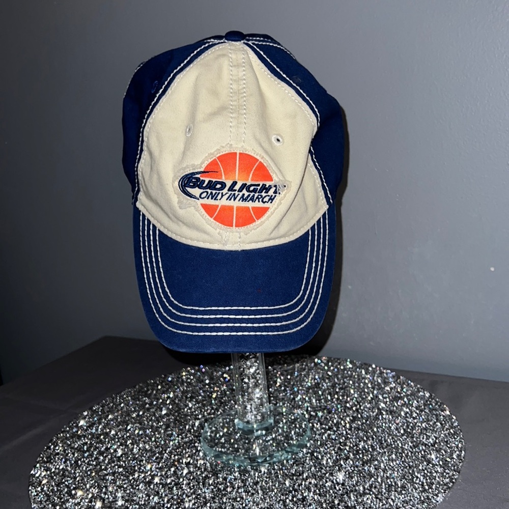 New bud light March madness hat.
